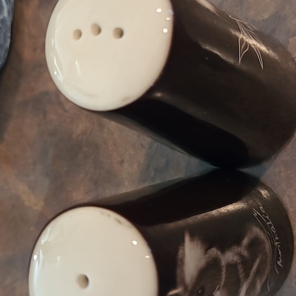 THE LITTLE SYDNEY POTTERY VINTAGE HAND PAINTED Koala Salt and Pepper S… - Picture 10 of 12